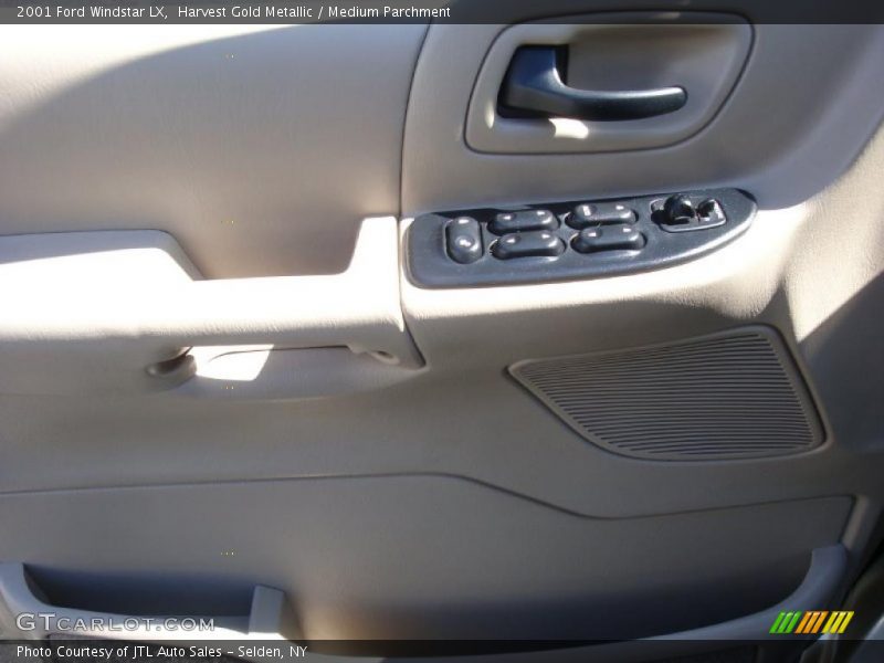 Harvest Gold Metallic / Medium Parchment 2001 Ford Windstar LX