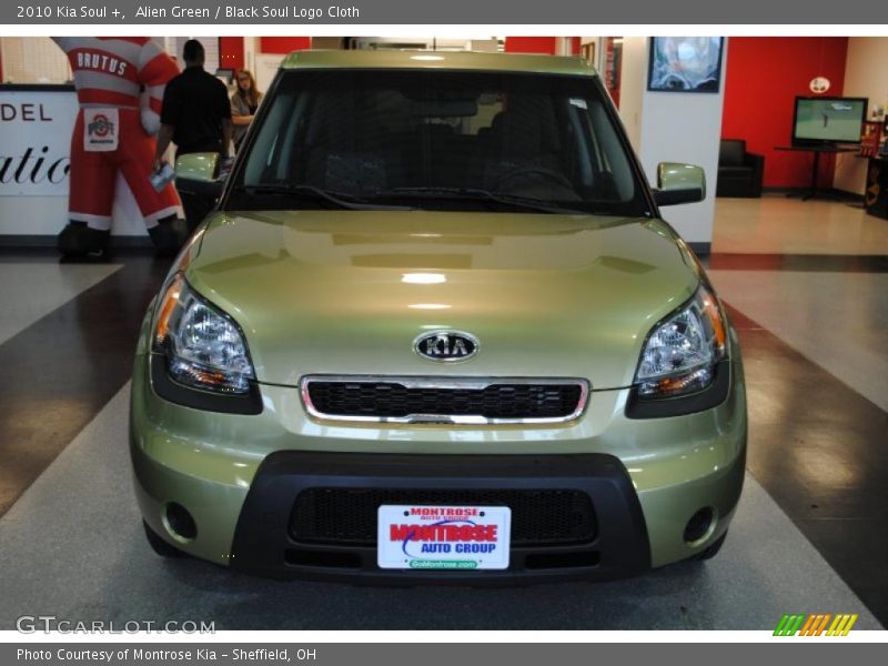 Alien Green / Black Soul Logo Cloth 2010 Kia Soul +