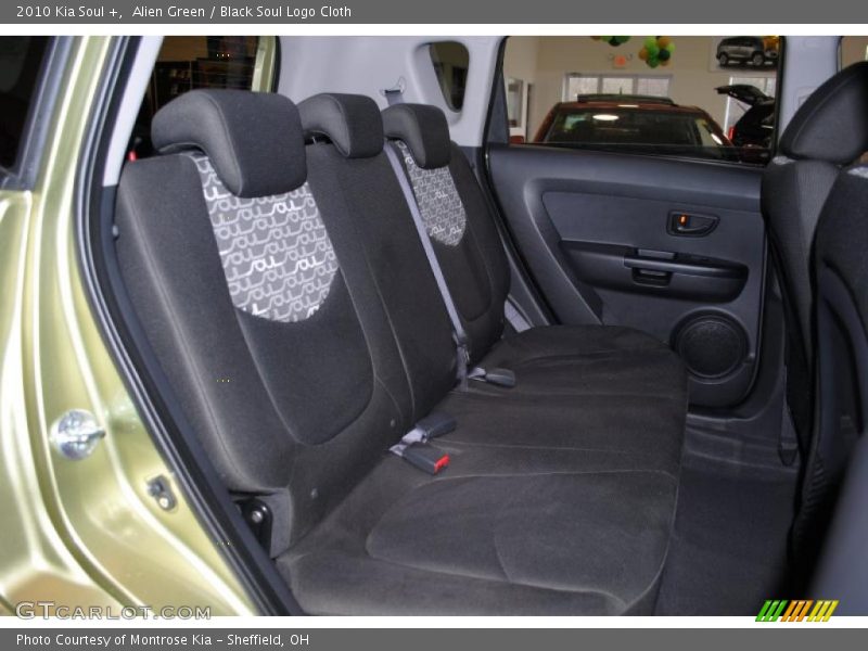 Alien Green / Black Soul Logo Cloth 2010 Kia Soul +