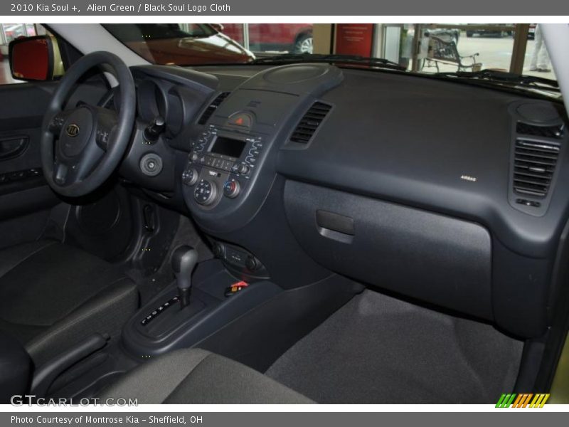 Alien Green / Black Soul Logo Cloth 2010 Kia Soul +