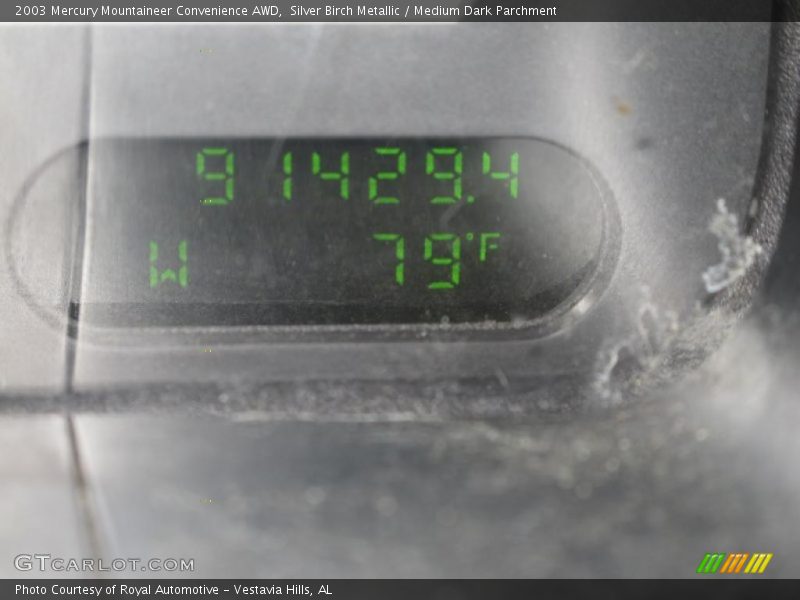 Silver Birch Metallic / Medium Dark Parchment 2003 Mercury Mountaineer Convenience AWD