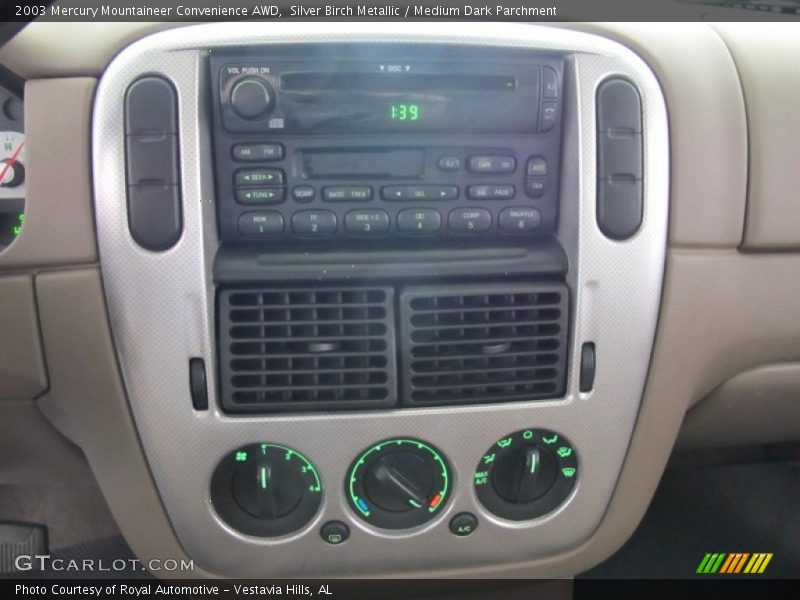 Silver Birch Metallic / Medium Dark Parchment 2003 Mercury Mountaineer Convenience AWD