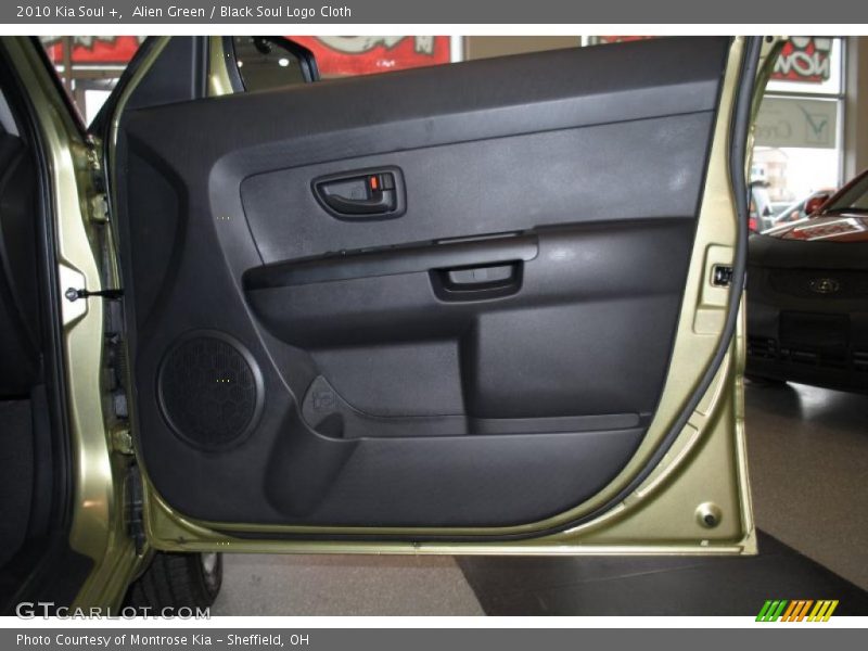 Alien Green / Black Soul Logo Cloth 2010 Kia Soul +