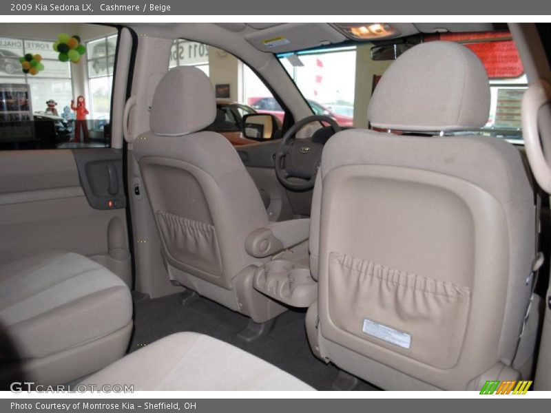 Cashmere / Beige 2009 Kia Sedona LX