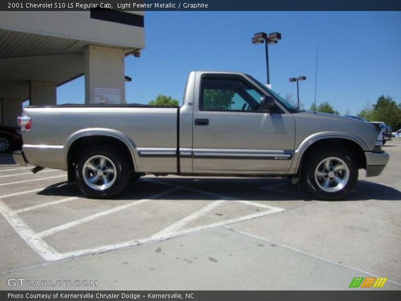 Light Pewter Metallic / Graphite 2001 Chevrolet S10 LS Regular Cab