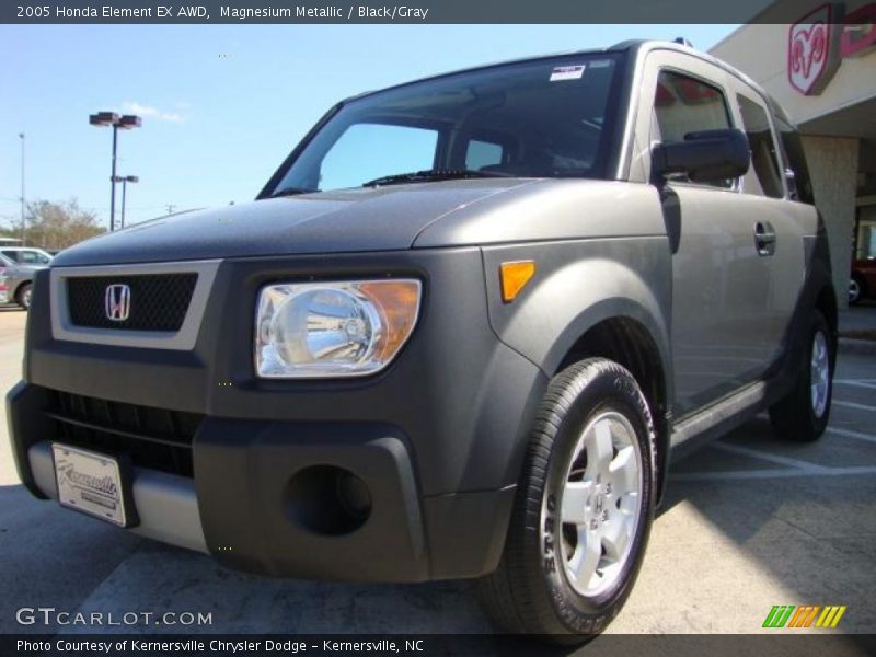 Magnesium Metallic / Black/Gray 2005 Honda Element EX AWD