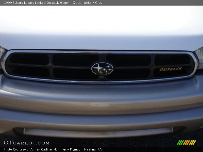 Glacier White / Gray 1999 Subaru Legacy Limited Outback Wagon