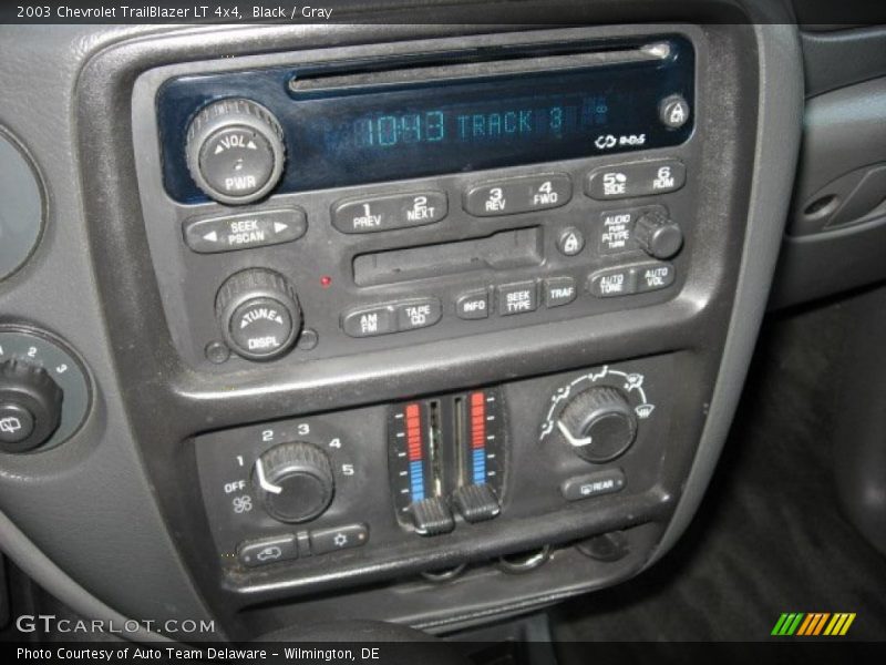 Black / Gray 2003 Chevrolet TrailBlazer LT 4x4