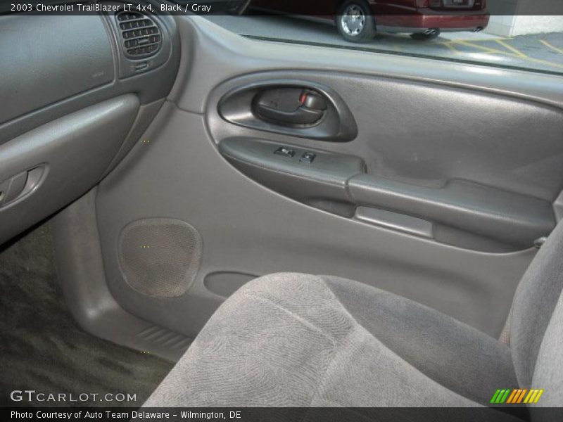 Black / Gray 2003 Chevrolet TrailBlazer LT 4x4