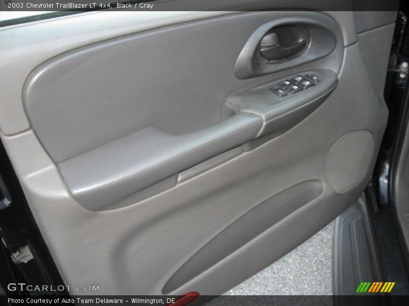 Black / Gray 2003 Chevrolet TrailBlazer LT 4x4