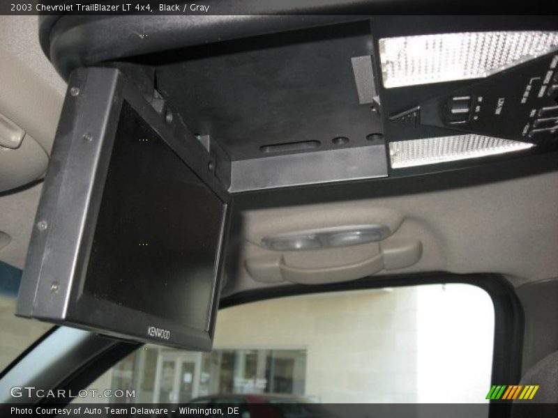 Black / Gray 2003 Chevrolet TrailBlazer LT 4x4