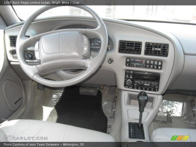 Bright White / Gray 1995 Buick Regal Limited Sedan