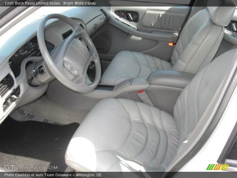 Bright White / Gray 1995 Buick Regal Limited Sedan