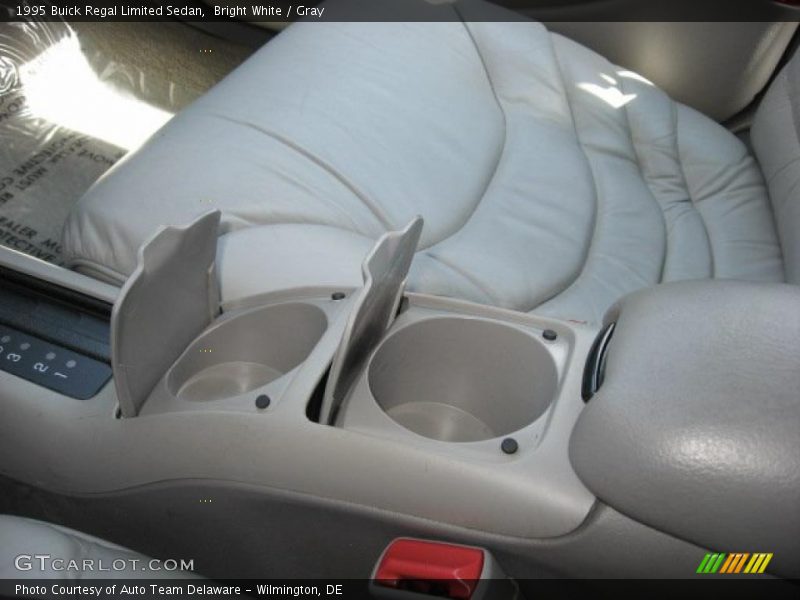 Bright White / Gray 1995 Buick Regal Limited Sedan