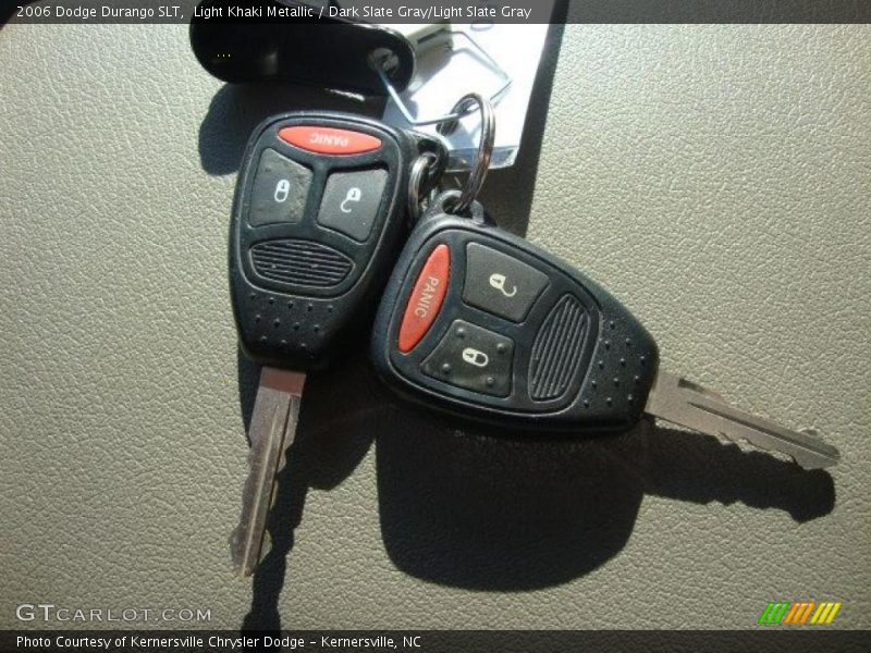 Light Khaki Metallic / Dark Slate Gray/Light Slate Gray 2006 Dodge Durango SLT