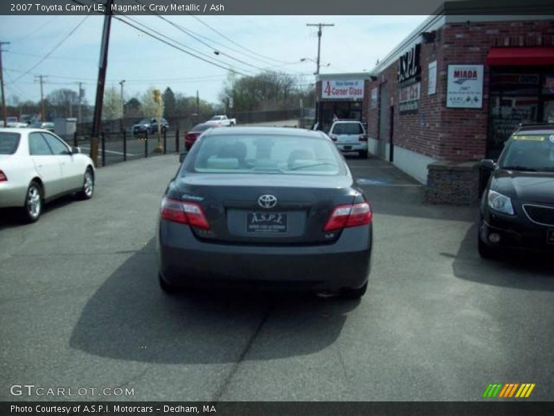 Magnetic Gray Metallic / Ash 2007 Toyota Camry LE
