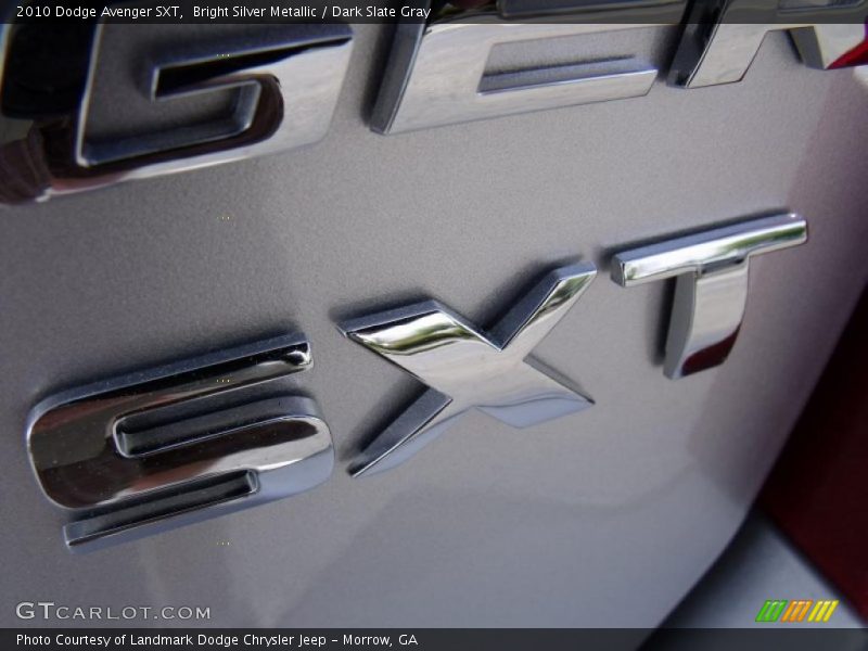 Bright Silver Metallic / Dark Slate Gray 2010 Dodge Avenger SXT