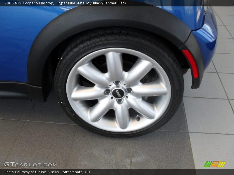 Hyper Blue Metallic / Black/Panther Black 2006 Mini Cooper S Hardtop