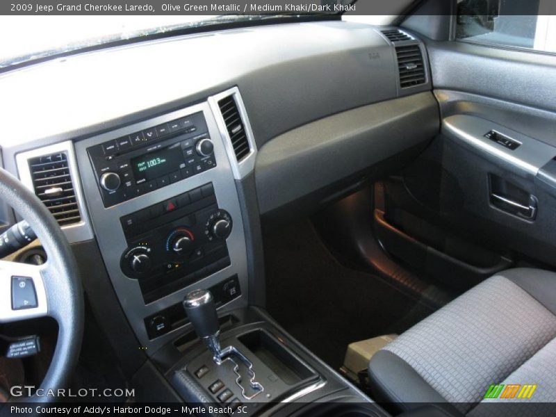 Olive Green Metallic / Medium Khaki/Dark Khaki 2009 Jeep Grand Cherokee Laredo