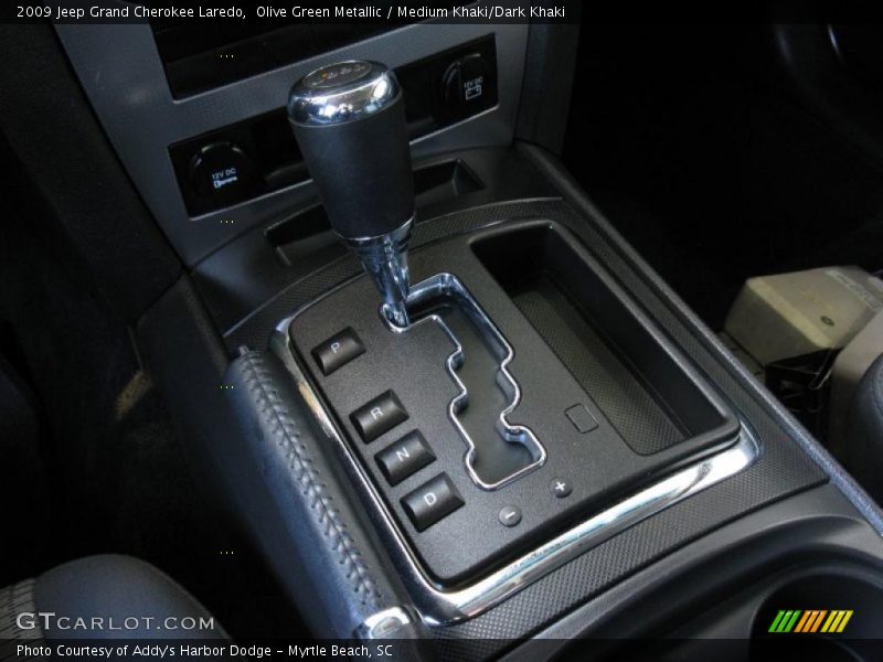 Olive Green Metallic / Medium Khaki/Dark Khaki 2009 Jeep Grand Cherokee Laredo