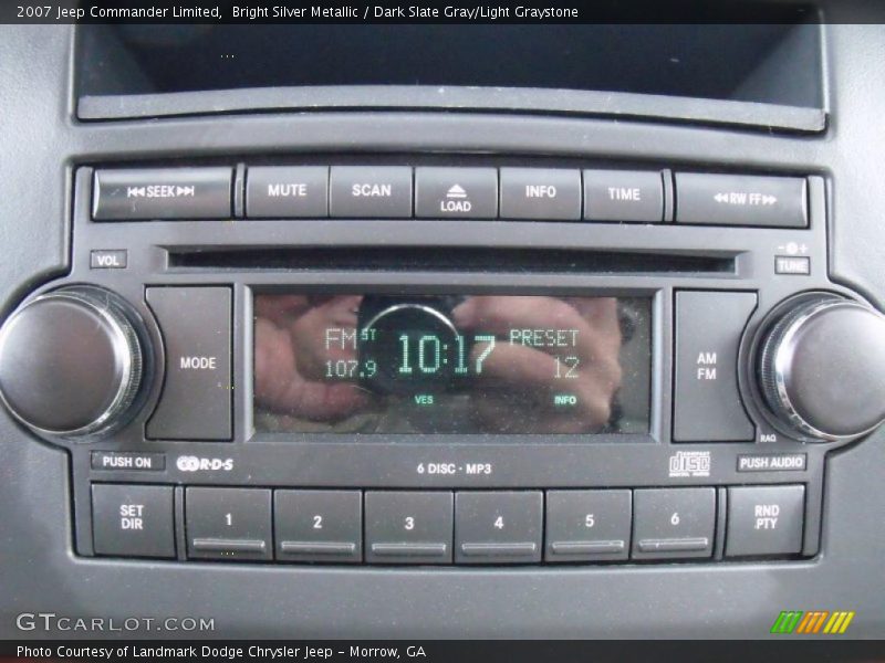 Bright Silver Metallic / Dark Slate Gray/Light Graystone 2007 Jeep Commander Limited