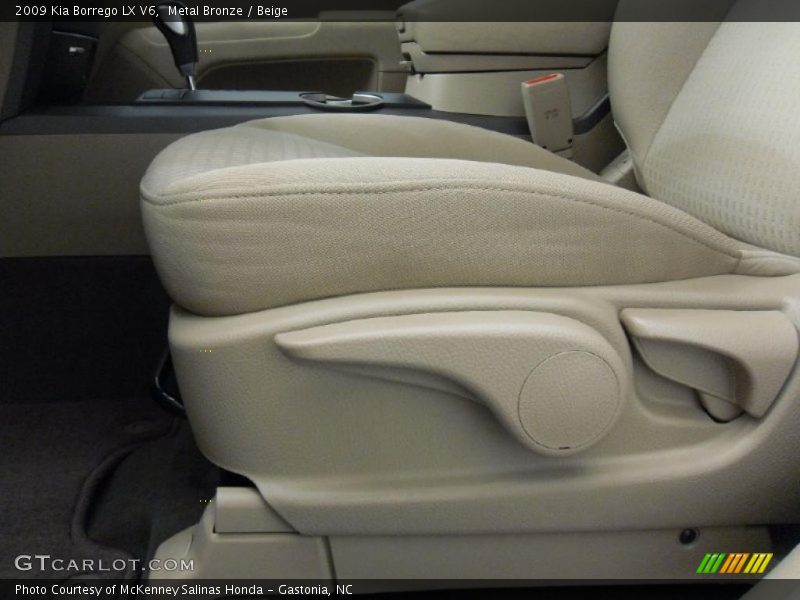 Metal Bronze / Beige 2009 Kia Borrego LX V6