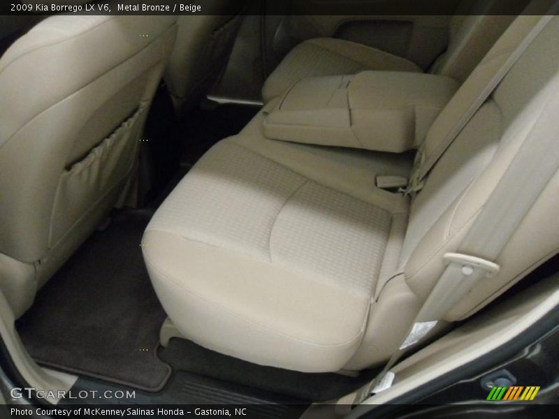 Metal Bronze / Beige 2009 Kia Borrego LX V6