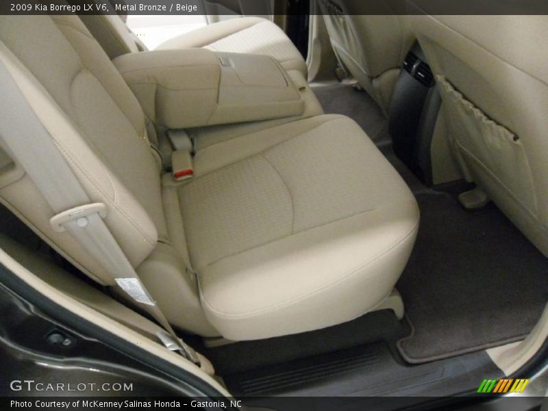 Metal Bronze / Beige 2009 Kia Borrego LX V6