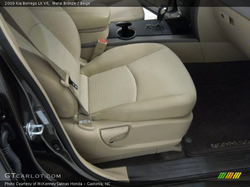 Metal Bronze / Beige 2009 Kia Borrego LX V6