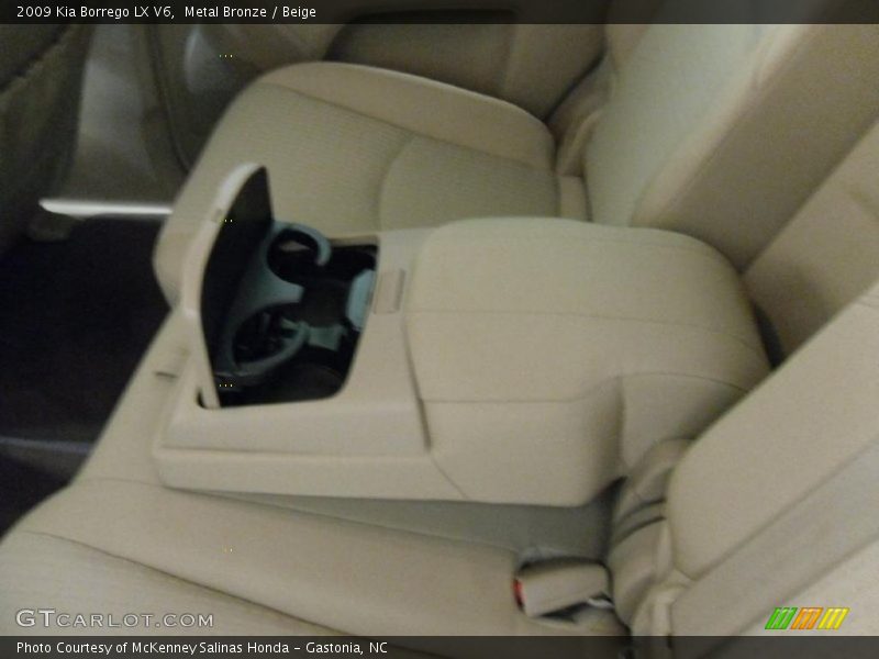 Metal Bronze / Beige 2009 Kia Borrego LX V6