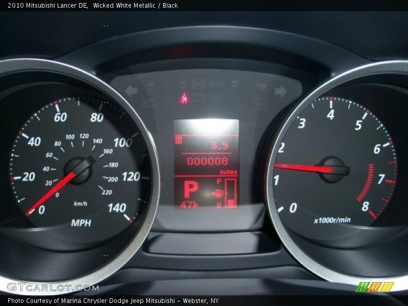Wicked White Metallic / Black 2010 Mitsubishi Lancer DE
