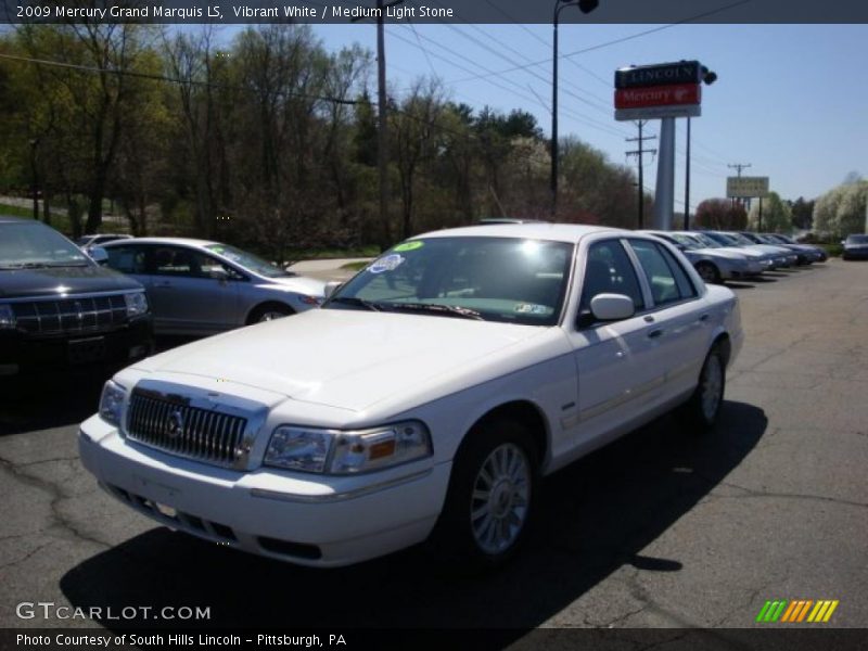 Vibrant White / Medium Light Stone 2009 Mercury Grand Marquis LS