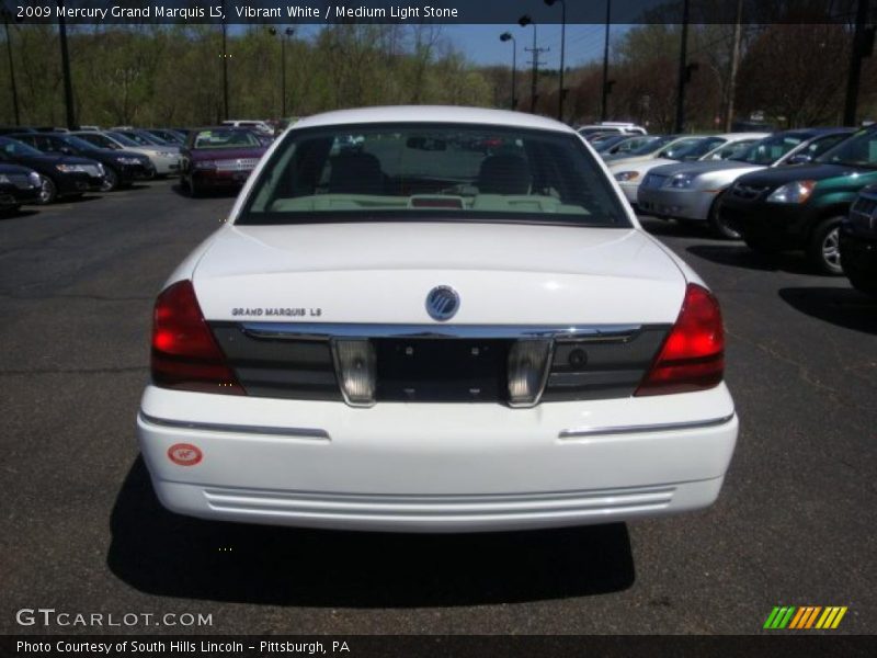 Vibrant White / Medium Light Stone 2009 Mercury Grand Marquis LS