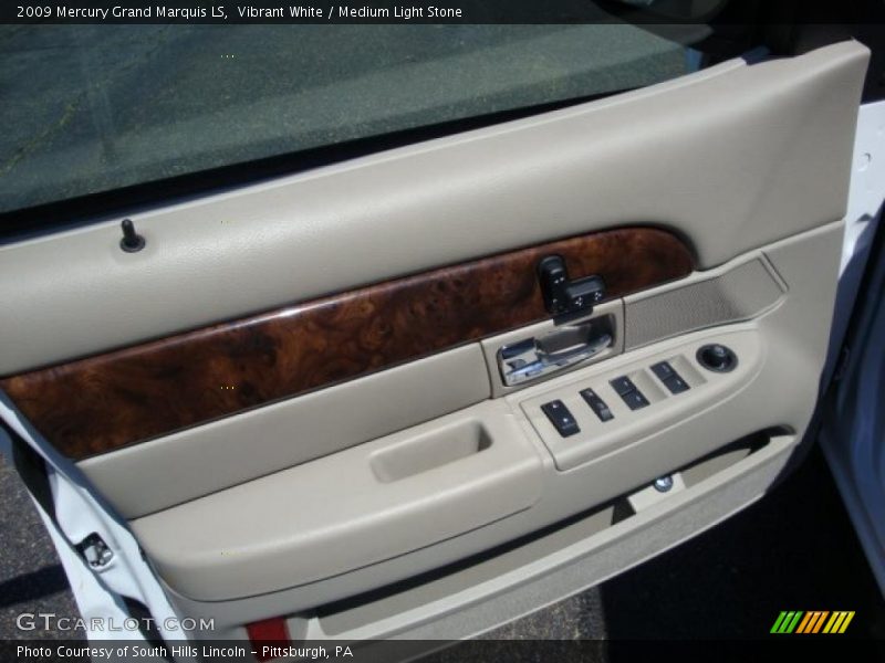 Vibrant White / Medium Light Stone 2009 Mercury Grand Marquis LS
