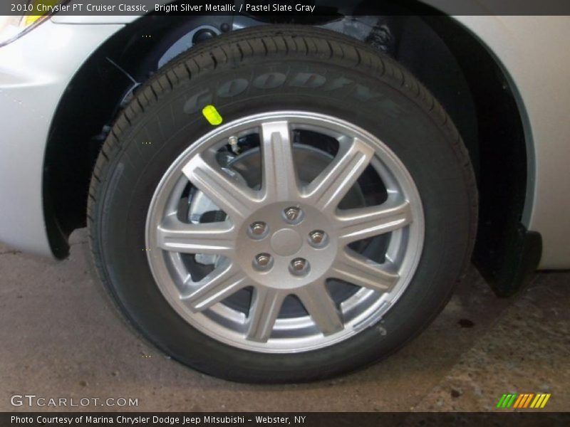 Bright Silver Metallic / Pastel Slate Gray 2010 Chrysler PT Cruiser Classic