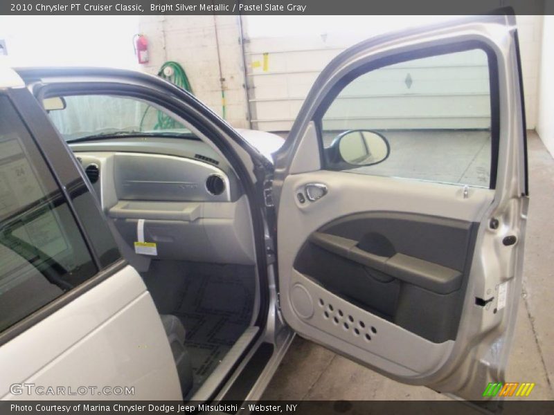 Bright Silver Metallic / Pastel Slate Gray 2010 Chrysler PT Cruiser Classic