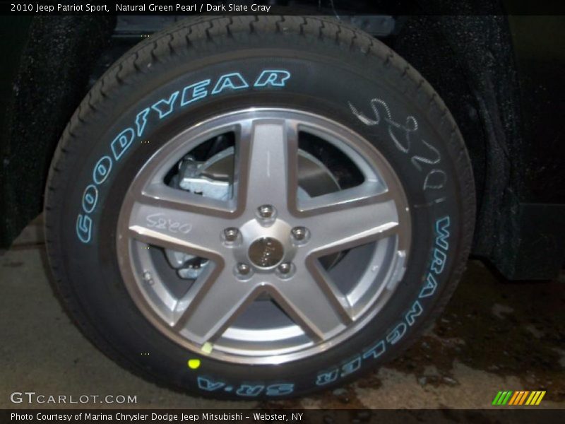 Natural Green Pearl / Dark Slate Gray 2010 Jeep Patriot Sport