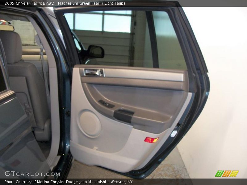 Magnesium Green Pearl / Light Taupe 2005 Chrysler Pacifica AWD