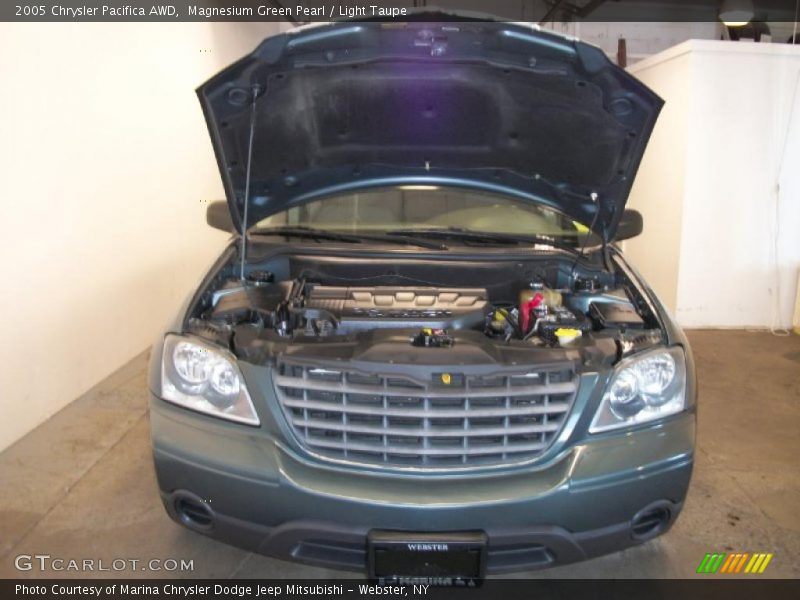 Magnesium Green Pearl / Light Taupe 2005 Chrysler Pacifica AWD