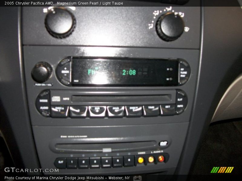 Magnesium Green Pearl / Light Taupe 2005 Chrysler Pacifica AWD
