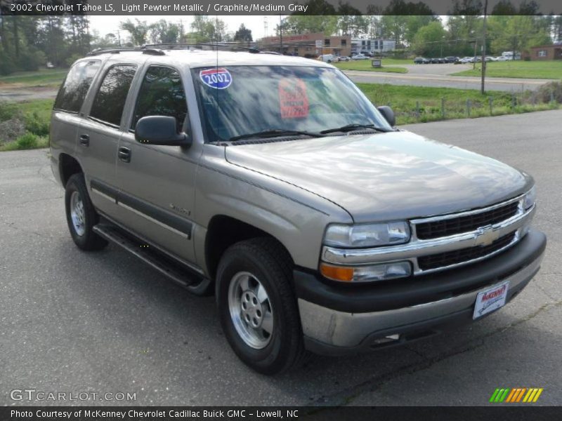 Light Pewter Metallic / Graphite/Medium Gray 2002 Chevrolet Tahoe LS
