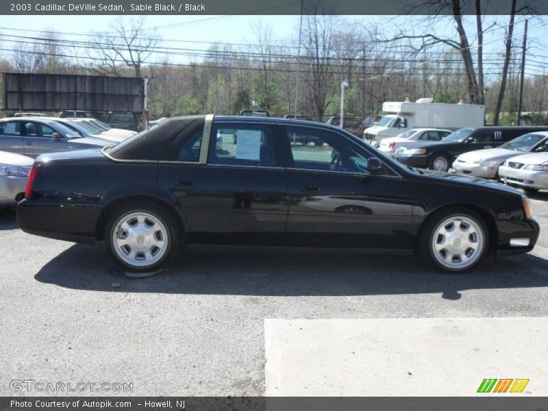 Sable Black / Black 2003 Cadillac DeVille Sedan