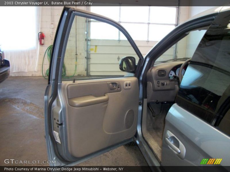 Butane Blue Pearl / Gray 2003 Chrysler Voyager LX
