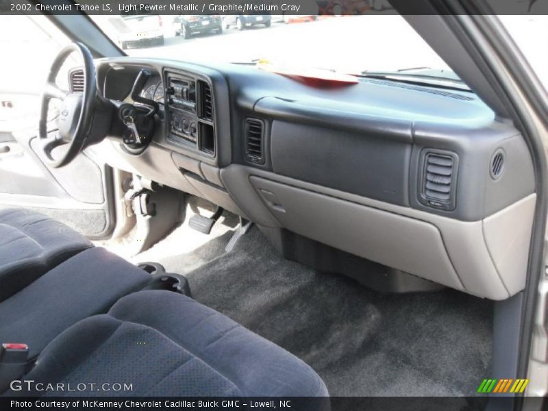 Light Pewter Metallic / Graphite/Medium Gray 2002 Chevrolet Tahoe LS