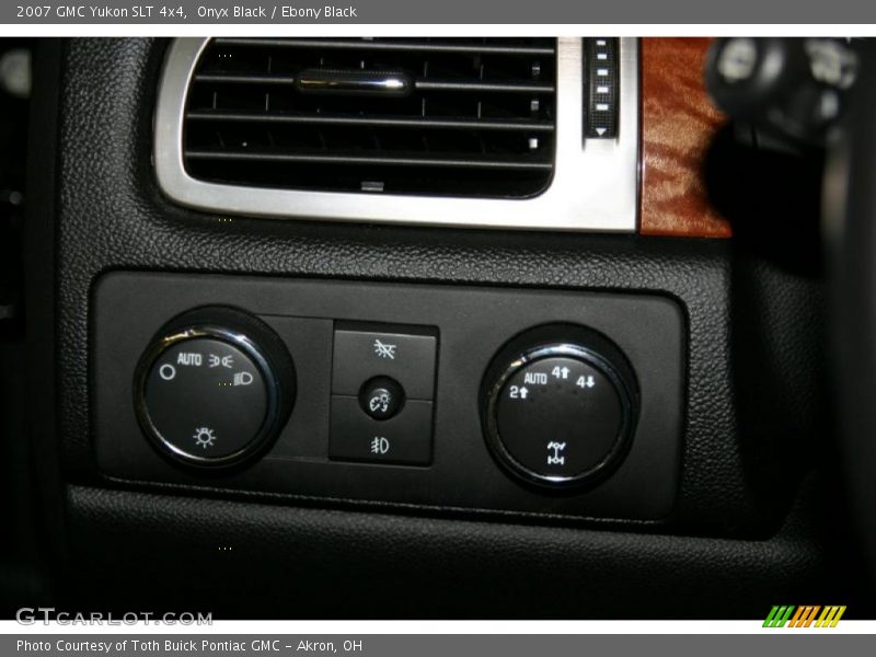 Onyx Black / Ebony Black 2007 GMC Yukon SLT 4x4