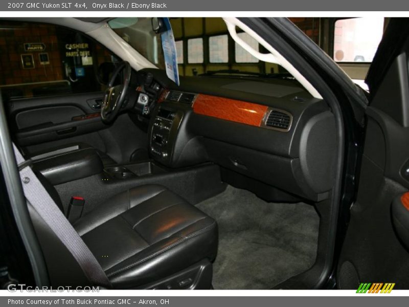 Onyx Black / Ebony Black 2007 GMC Yukon SLT 4x4