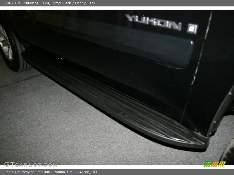 Onyx Black / Ebony Black 2007 GMC Yukon SLT 4x4