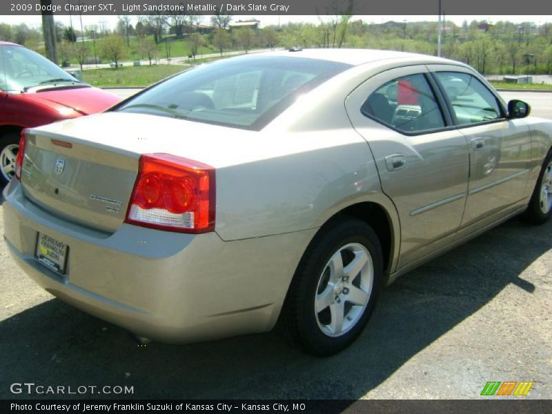 Light Sandstone Metallic / Dark Slate Gray 2009 Dodge Charger SXT