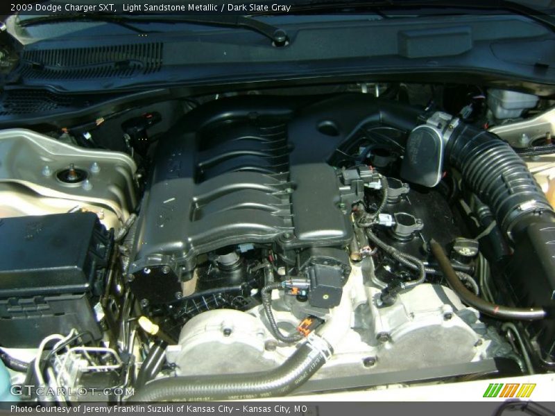 Light Sandstone Metallic / Dark Slate Gray 2009 Dodge Charger SXT