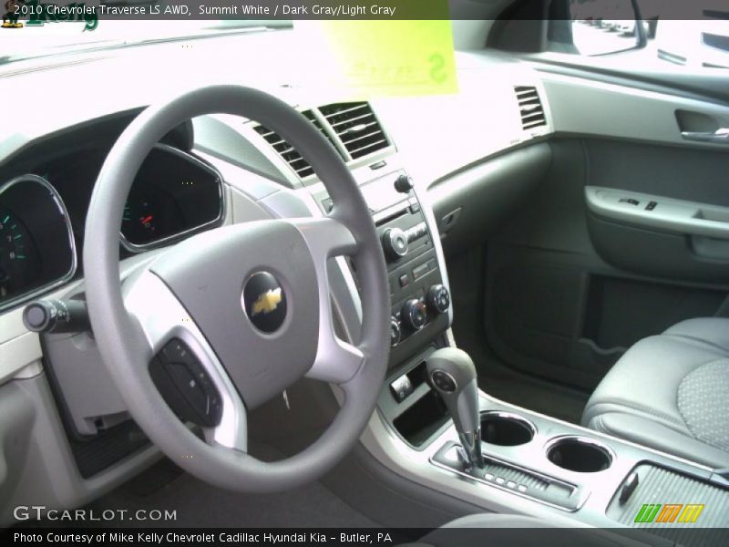 Summit White / Dark Gray/Light Gray 2010 Chevrolet Traverse LS AWD